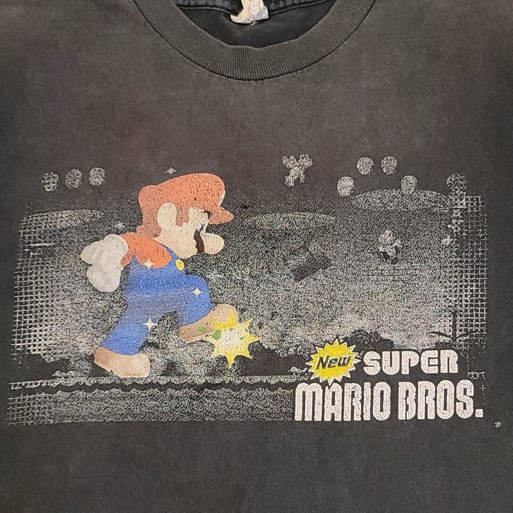 VTG New Super Mario Bros T-shirt AlStyle Tag Youth Fit Size Medium Black Faded